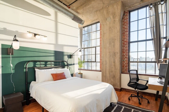 property at 525 N 11th St
