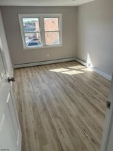 454 E 31st St in Paterson, NJ - Building Photo - Building Photo