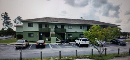 1552 University Ln in Cocoa, FL - Building Photo - Building Photo