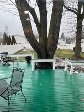 214 Crim St in Bowling Green, OH - Foto de edificio - Building Photo