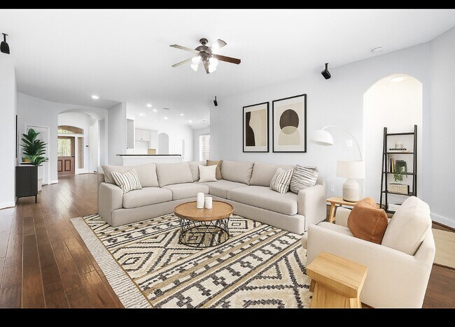 7 Fraiser Fir Pl in The Woodlands, TX - Building Photo - Building Photo