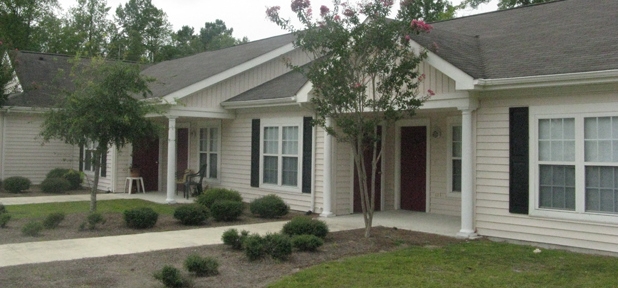 Bay River in Bayboro, NC - Building Photo