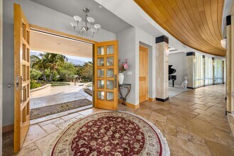 330 Ortega Ridge Rd in Santa Barbara, CA - Building Photo - Building Photo