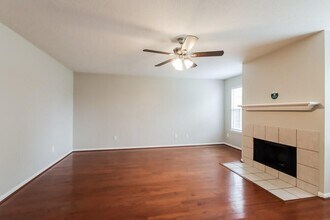 2842 Fox Ravine Dr in Spring, TX - Building Photo - Building Photo