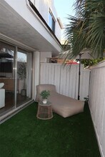 4530 SW 68th Ct Cir in Miami, FL - Foto de edificio - Building Photo