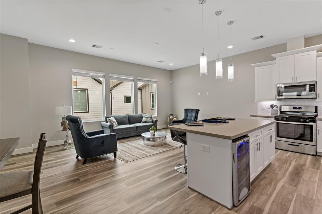 238 Julia St in Houston, TX - Building Photo