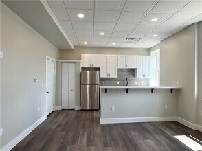 422 Walnut St, Unit 2 in Sewickley, PA - Foto de edificio - Building Photo