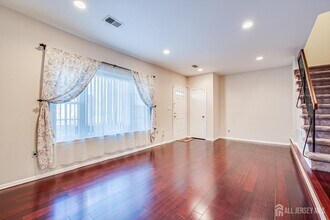 1224 Thomas Ave in North Brunswick, NJ - Building Photo - Building Photo