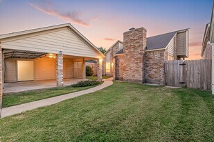 12805 Westpark Dr in Houston, TX - Building Photo