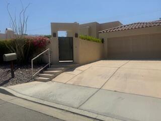 54325 Avenida Carranza in La Quinta, CA - Building Photo - Building Photo