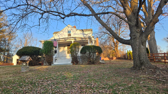 2939 Daisy Rd in Woodbine, MD - Foto de edificio - Building Photo
