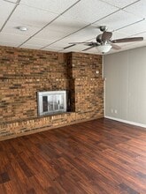 901 Peony Dr in Belleville, IL - Building Photo - Building Photo