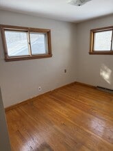 2416 Oregon Ave in Youngstown, OH - Building Photo - Building Photo