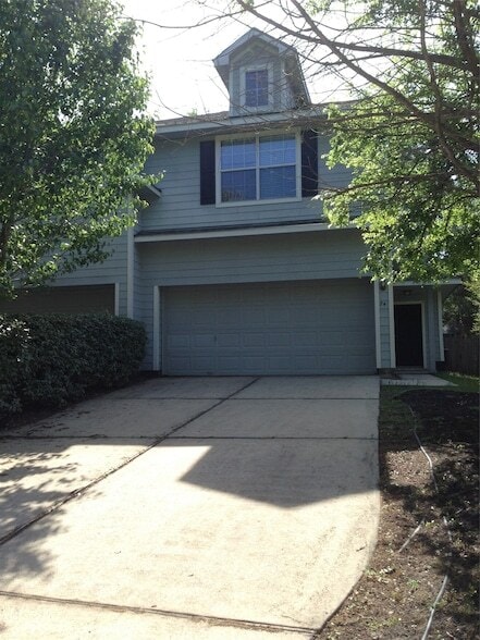 74 Blue Creek Ct in Spring, TX - Building Photo - Building Photo
