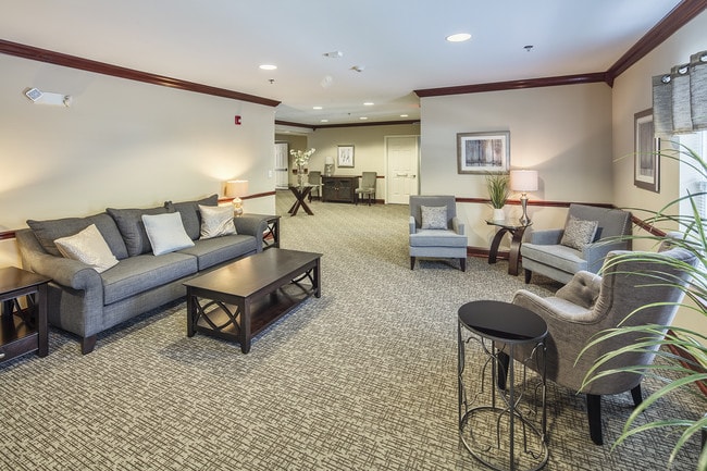 Oak Hill Senior Apartments