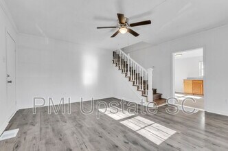 109 S 7th St in Easley, SC - Building Photo - Building Photo