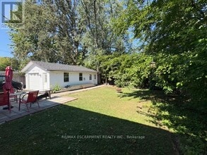 5433 Spruce Ave in Burlington, ON - Building Photo - Building Photo