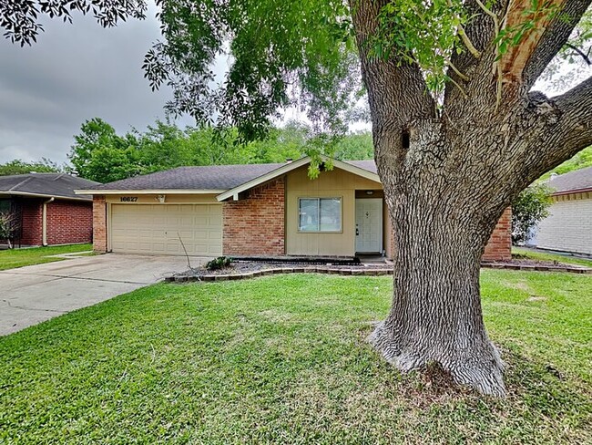 property at 16627 Blackhawk Blvd