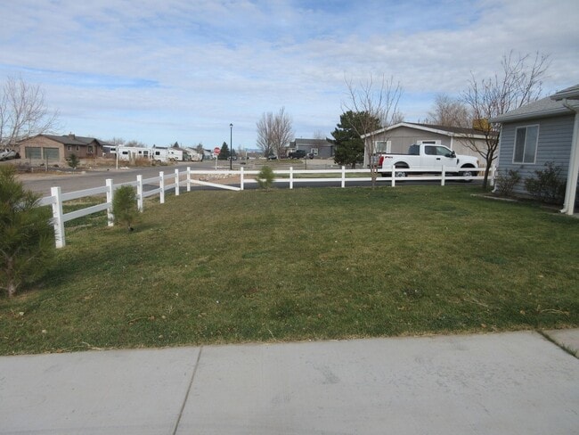 4592 Marshal Trail in Enoch, UT - Building Photo - Building Photo