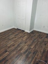 2124 Queen St, Unit 2124 Queen st in Portsmouth, VA - Building Photo