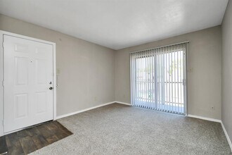 7700 W Airport Blvd-Unit -0705 in Houston, TX - Building Photo - Building Photo