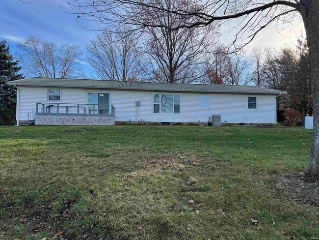 2418 E 550 N in Rochester, IN - Building Photo - Building Photo