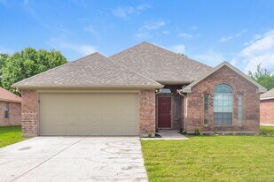 109 Magnolia St in Anna, TX - Building Photo