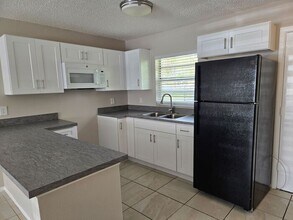 385 Lime St in Maitland, FL - Building Photo - Building Photo