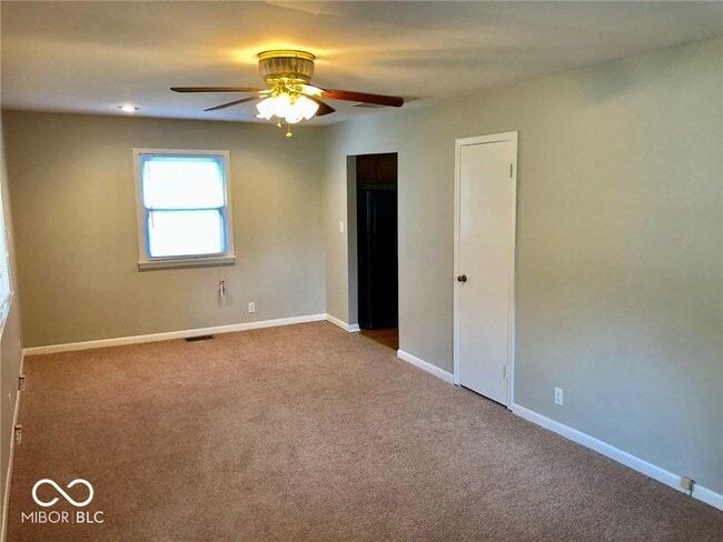 927 Belmar Ave in Indianapolis, IN - Building Photo - Building Photo