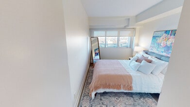 LIV Apartments in Ottawa, ON - Building Photo - Building Photo