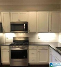 4020 Lennox Rd in Hoover, AL - Building Photo - Building Photo