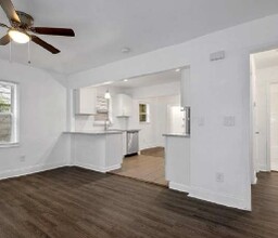 364 Betsy Ave in Atlanta, GA - Building Photo - Interior Photo