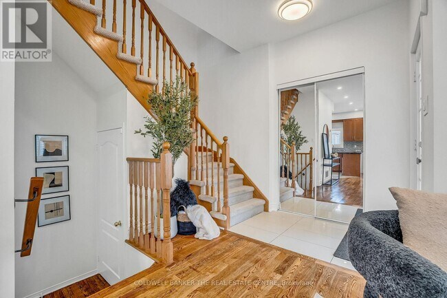 6986 Haines Artist Way in Mississauga, ON - Building Photo - Building Photo