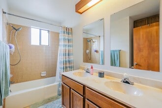 Spacious 3 Bedroom 2 bath with Solar Panels in Alamogordo, NM - Building Photo - Building Photo