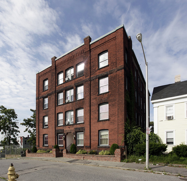 15 Charlton St in Worcester, MA - Foto de edificio - Building Photo