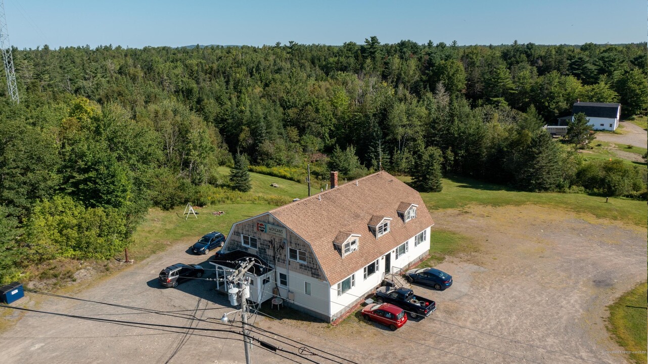 476 US Rt 1 in Pembroke, ME - Foto de edificio