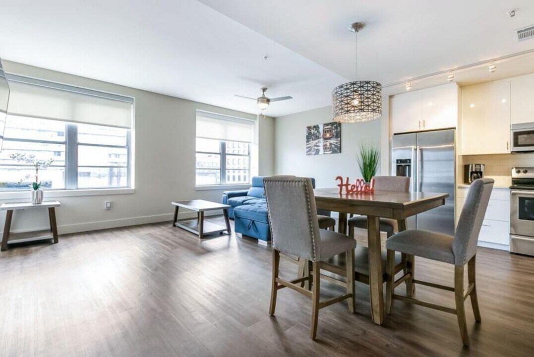 144 Elk Pl in New Orleans, LA - Building Photo