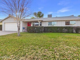 3223 W Joan De Arc Ave in Phoenix, AZ - Building Photo