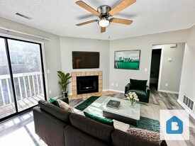 1042 Mazatlan Cir in Colorado Springs, CO - Building Photo