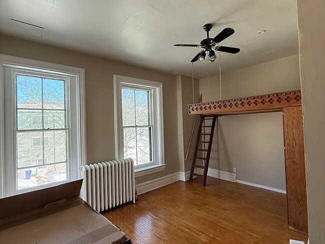 223 Bates Ave in St. Paul, MN - Building Photo - Building Photo