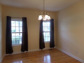 10 Sawmill Rd W in Pinehurst, NC - Building Photo - Building Photo