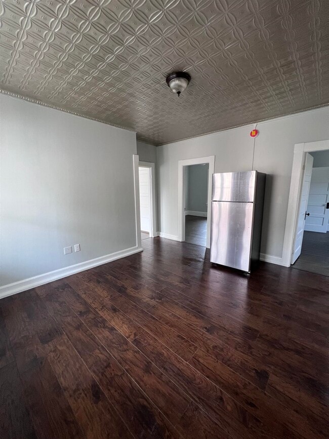 property at 118 Riddle St