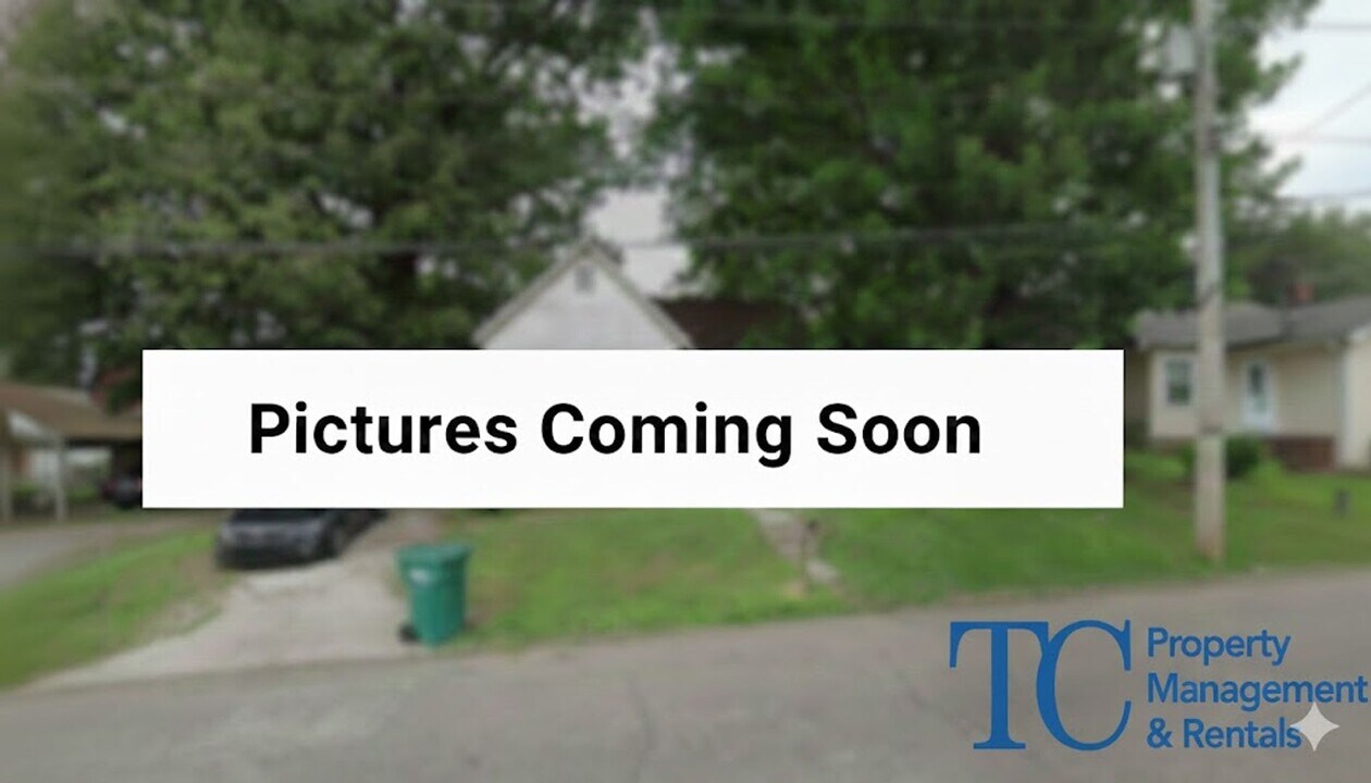 207 S Hays Ave in Jackson, TN - Building Photo