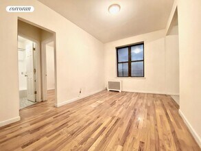 351 St Nicholas Ave in New York, NY - Building Photo - Building Photo