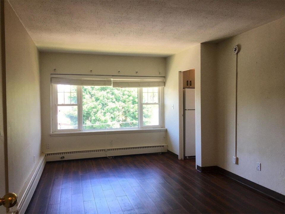 2040 W Saunders Ave-Unit -304 in St. Paul, MN - Building Photo