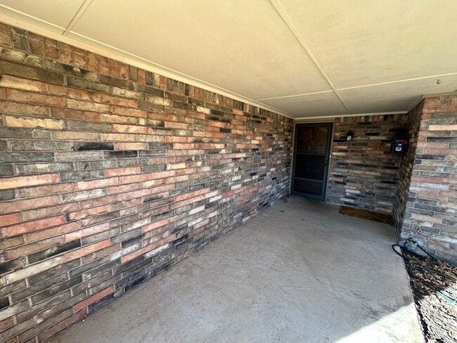 1615 Camelot Dr in Norman, OK - Building Photo - Building Photo