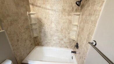 325 Charred Oak Ct in Annapolis, MD - Building Photo - Building Photo