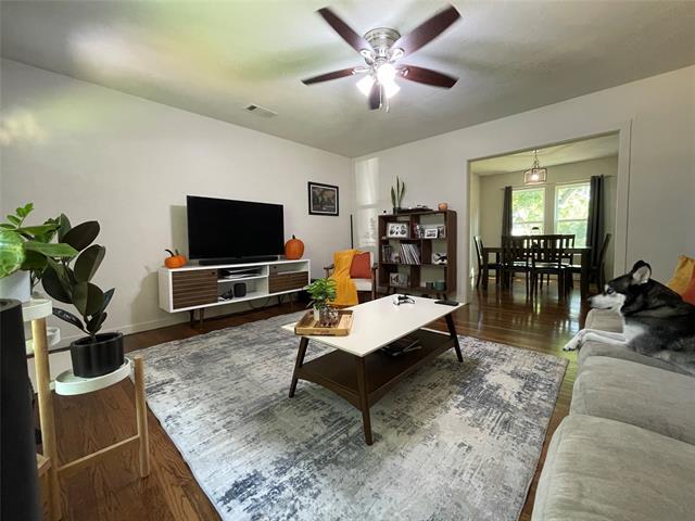 property at 914 S Bishop Ave