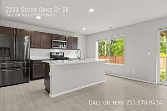 2231 Seven Oaks St SE in Lacey, WA - Building Photo - Building Photo