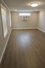 219 Leeward Way in Freeport, TX - Building Photo - Building Photo